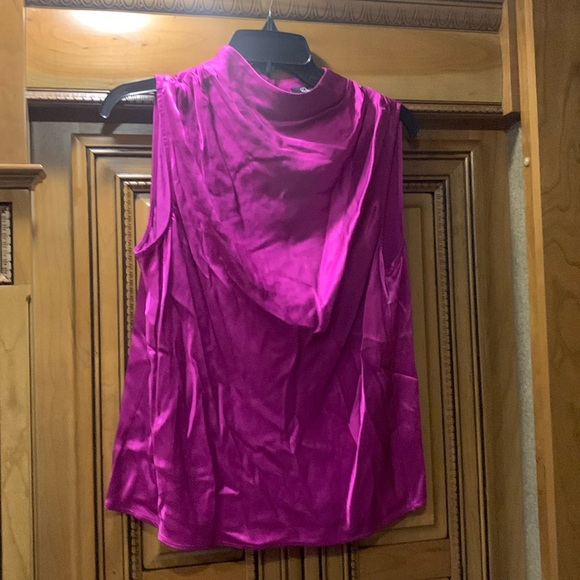 NWOT Rails Kaleen Ruched Funnel Neck Top Size Medium - Picture 6 of 12